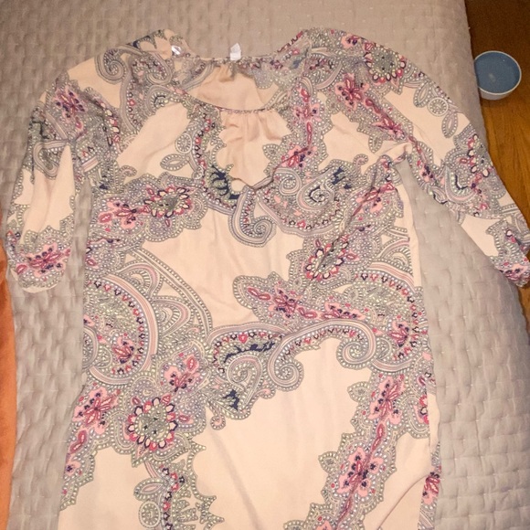 Tan patterned shift dress - Picture 1 of 3